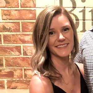 Meet your Posher, Carli